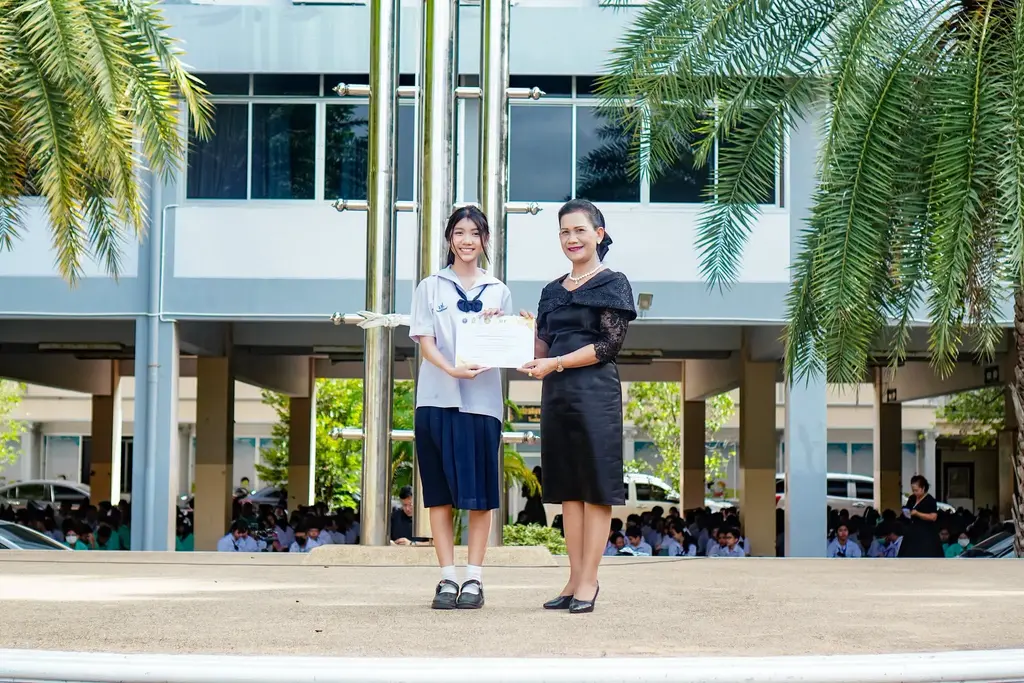 เด็กศิลปะ คว้ารางวัล 4 เวที 3