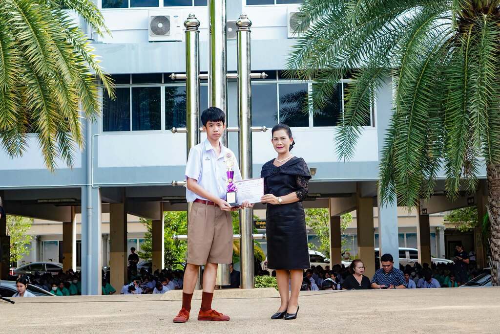 คณิตศาสตร์ วป. คว้า 6 ถ้วย 3 เหรียญ ระดับประเทศ 4