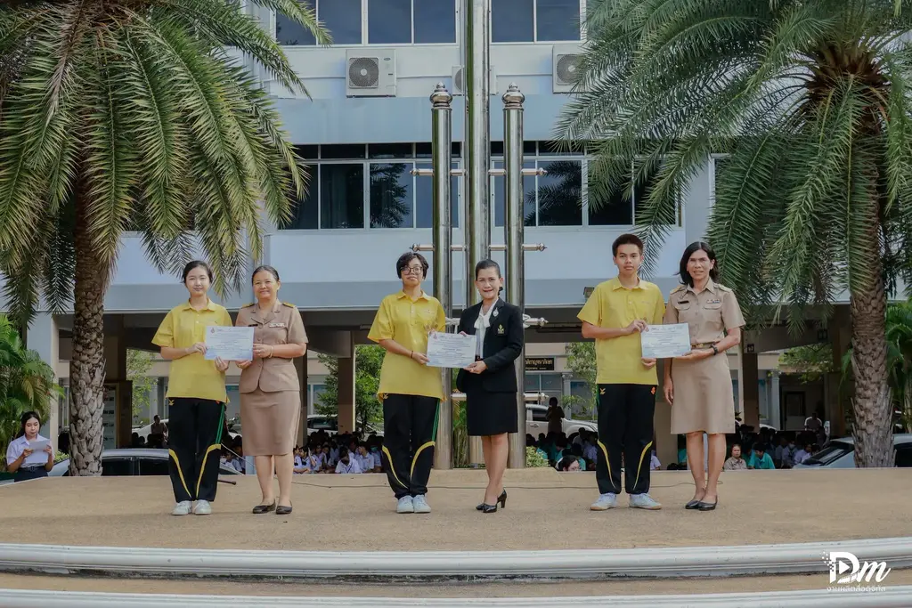 รางวัลระดับเหรียญทอง การแข่งขันคลิปละครสั้นภาษาญี่ปุ่น ครั้งที่ 8 4